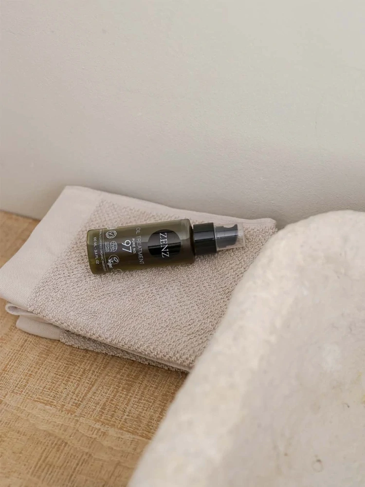 Oil Treatment Pure No. 97, 100 ml